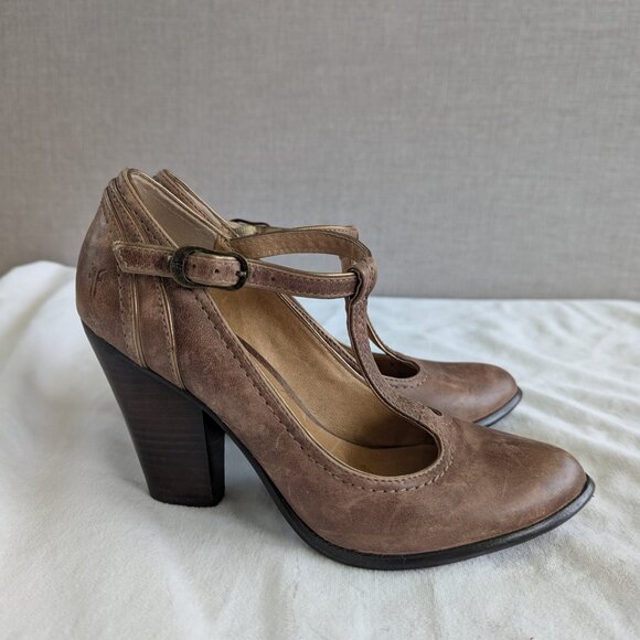 RARE Frye Brown T-strap Leather Pumps Distressed-style Vintage-inspired heels - Picture 5 of 11